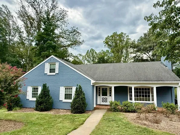 3521 Willow Lawn Dr, Lynchburg, VA 24503