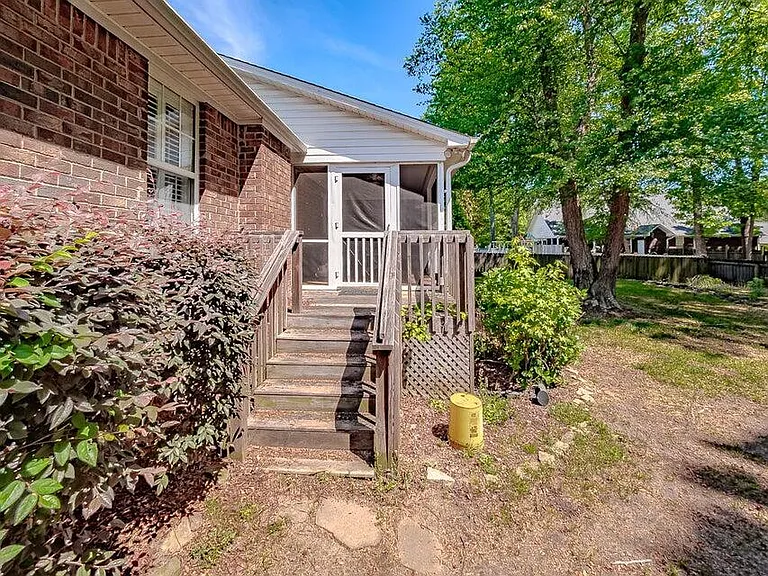 1265 Cutleaf Dr — Photo 35