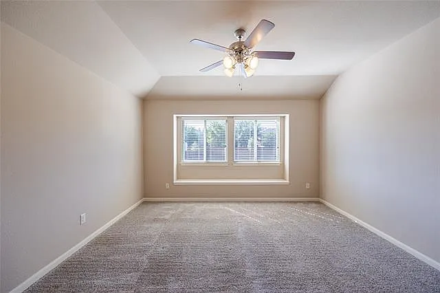 1141 Kingston Ct — Photo 19