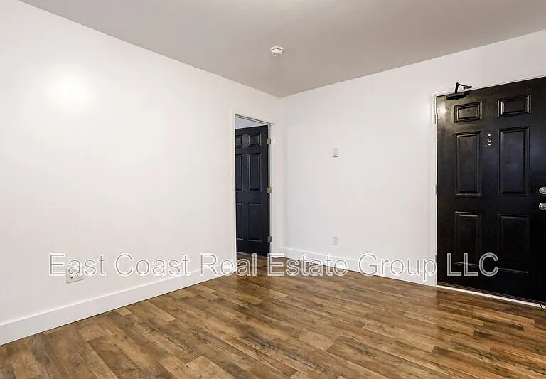 207 N Mulberry St #3 — Photo 5