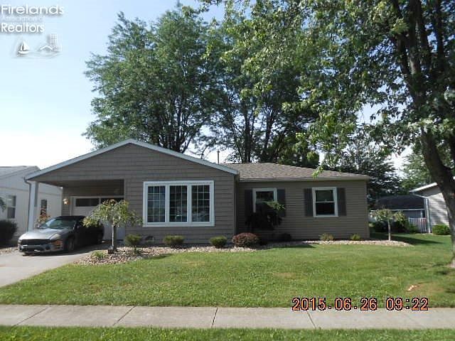 1st image of 6 Hillcrest Dr