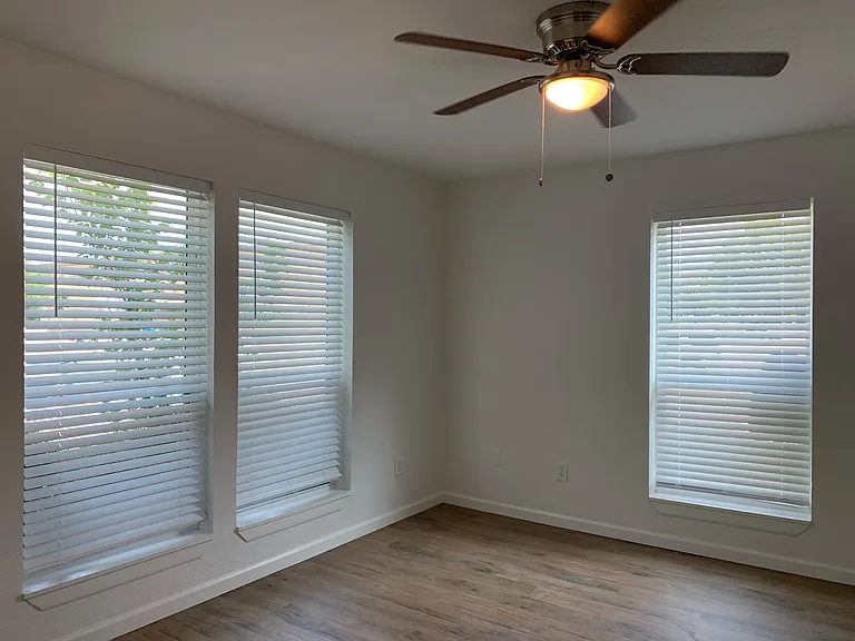 3901 Bois D Arc St — Photo 18