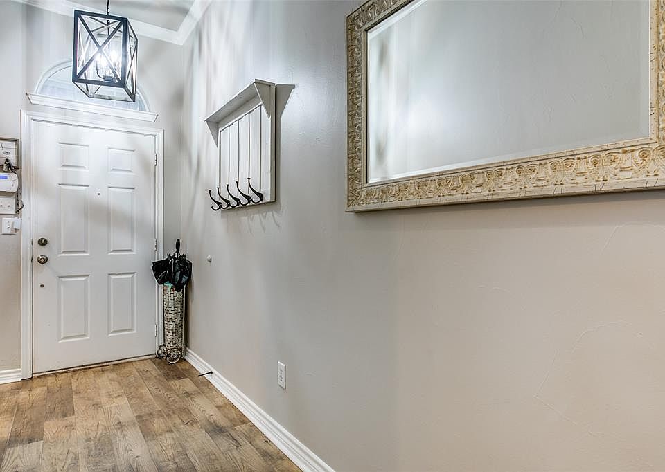 1st image of 5317 Brookside Dr