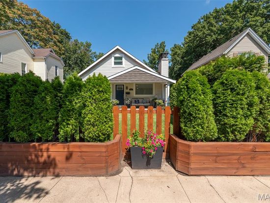 6229 Columbia Ave, Saint Louis, MO 63139