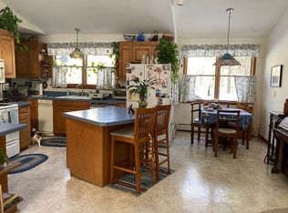 20 Woods Grove Rd, Westport, CT 06880