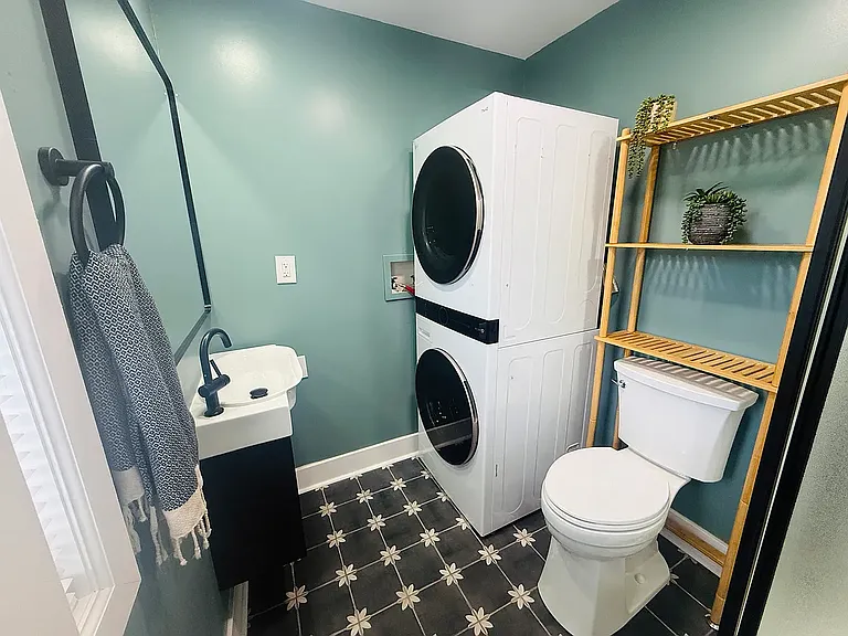 2050 Byron Dr — Photo 26