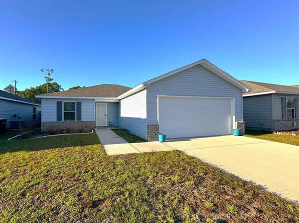 8752 Schooner Ln, Pensacola, FL 32506