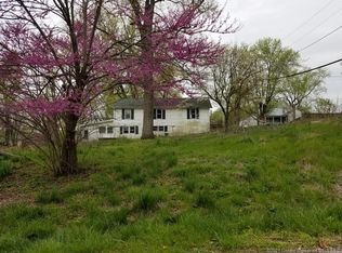 178 Sunset St, Tunnelton, IN 47467