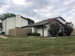 1200 Robbins Run Ct #1204, Dayton, OH 45458