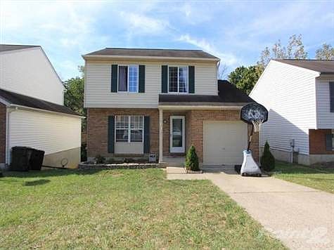 What an exceptional value. This home is ready to move in. Large back yard with trees, 3 bedrooms and two full baths, a finished walk out lower level and priced under 120,000? You can own this home for less than rent!