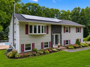 27 Casse Ct, Mahopac, NY 10541