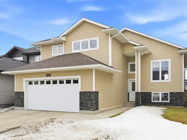 1007 Glacial Shores COMMON, Saskatoon, SK S7S 1N1