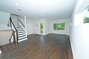 5th image of 1231 Hayes Ave