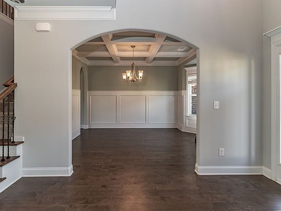 2nd image of 736 Houston Lake Dr