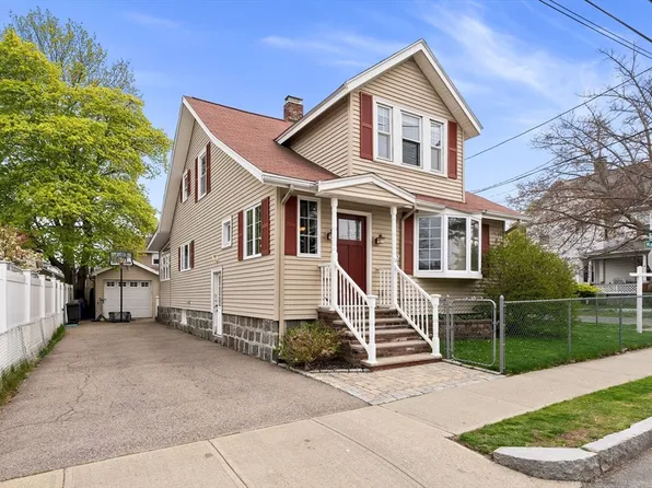 69 Bromfield St, Quincy, MA 02170