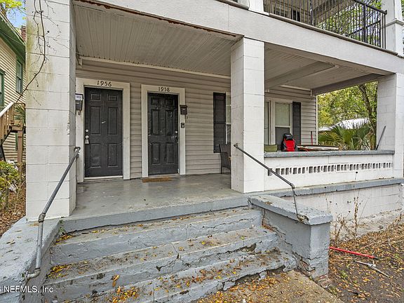 3rd image of 1956 PHOENIX Avenue