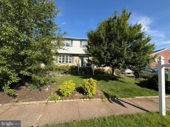 7952 Cross Creek Dr, Glen Burnie, MD 21061