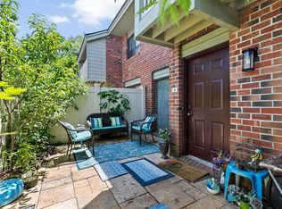 8 Cottonwood Dr UNIT 8, Stoughton, MA 02072