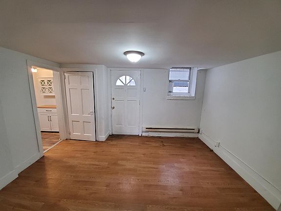 3rd image of 2 Maryland Ave #10