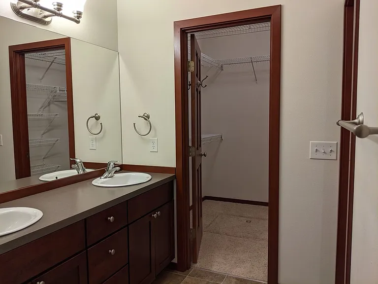 3322 Bristol Way — Photo 14