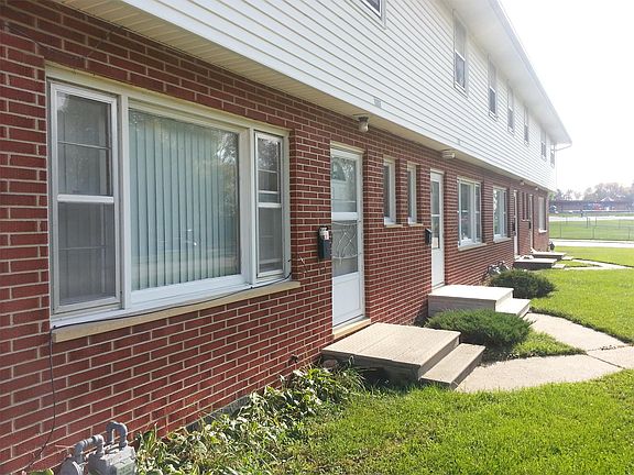2nd image of 1207 Royal Dr #1207