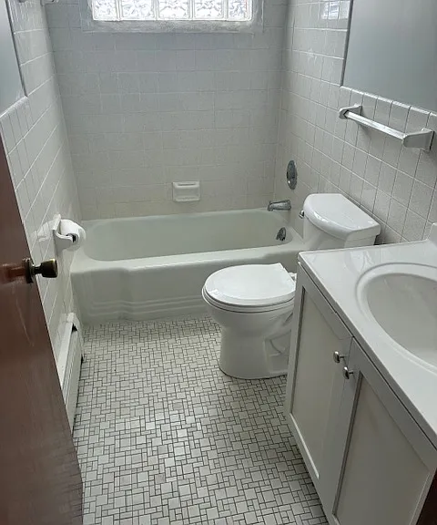 2900 Highcrest Rd N #5 — Photo 2