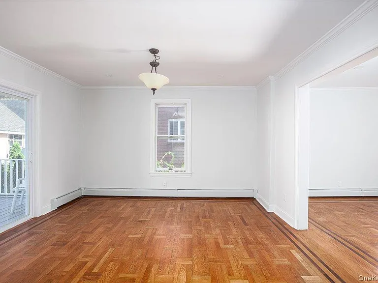 310 Columbus Pkwy — Photo 9