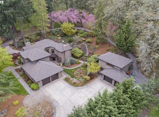 1177 SW Hoffman Rd, West Linn, OR 97068
