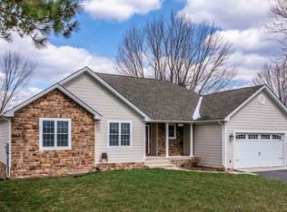 26 Woodland Park Dr, Luray, VA 22835