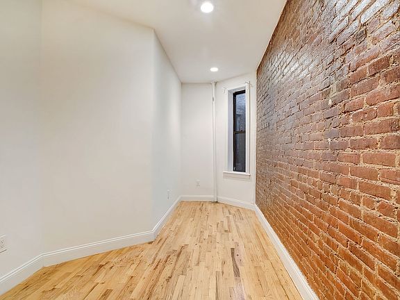 5th image of 219 E 89th St APT 5E