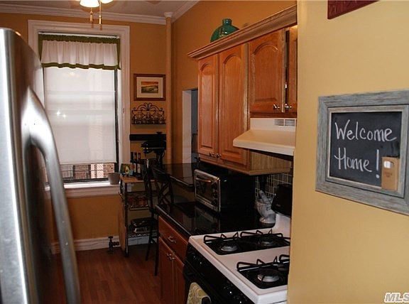 5th image of 83-19 116th St APT 2J