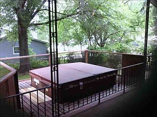 4th image of 504 Crest Dr