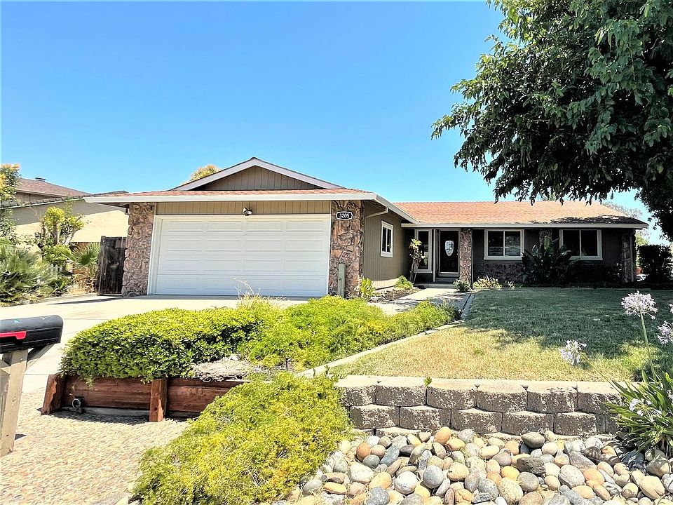 1st image of 3205 Barmouth Dr