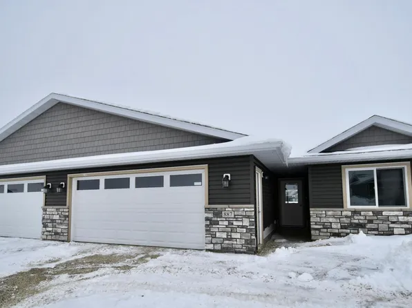 887 Tall Grass Ct, Wanamingo, MN 55983