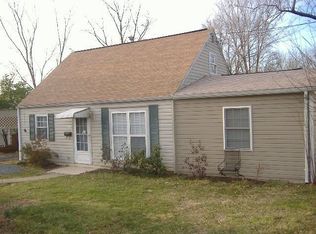102 Polk Dr, Manassas Park, VA 20111