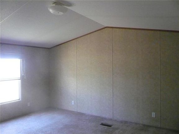 4th image of 301 Fm 310