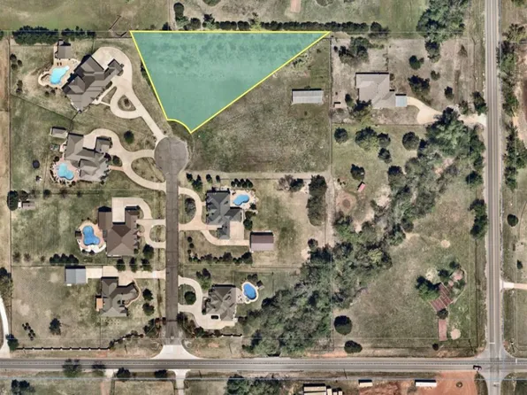 8831 Legacy Crossing Dr #4, Oklahoma City, OK 73169