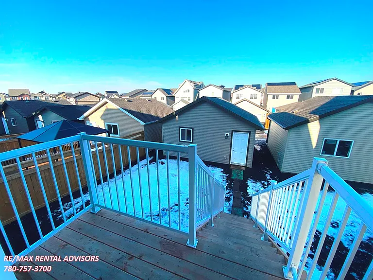 1007 Daniels Loop SW — Photo 21