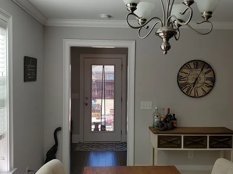 1015 Allison Dr — Photo 5