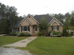 480 Lees Lake Rd, Fayetteville, GA 30214