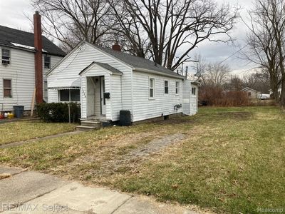 1228 Crawford St, Flint, MI, 48507