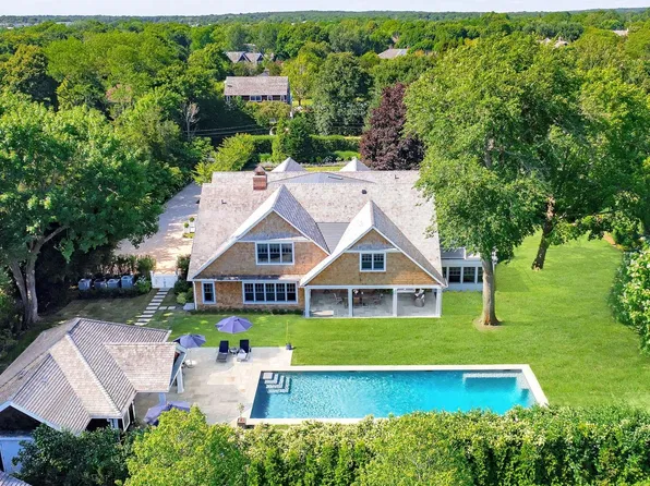 40 Barnhart, Southampton, NY 11968