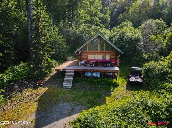21642 E Midnight Dr, Palmer, AK 99645