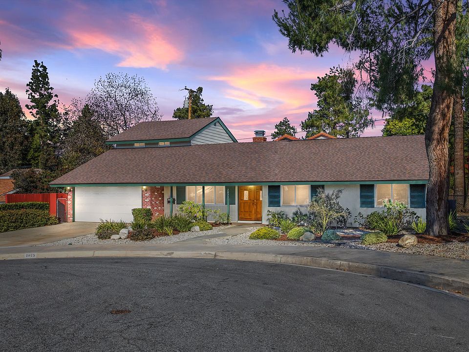 1st image of 1075 Bermuda Dr #1