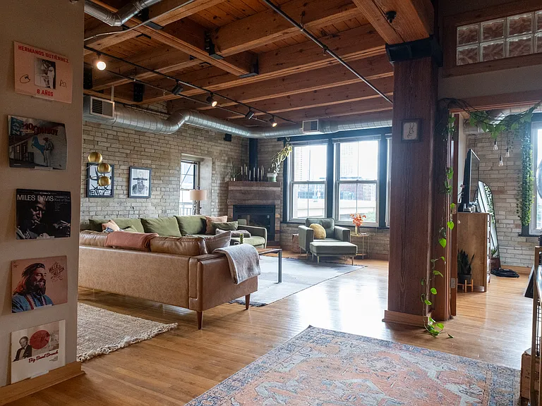 413 N 2nd St #310 — Photo 5