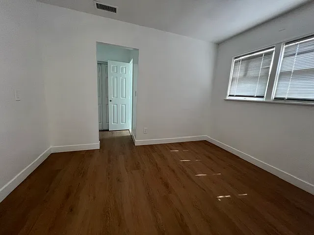 1414 S Indian Summer Ave — Photo 14