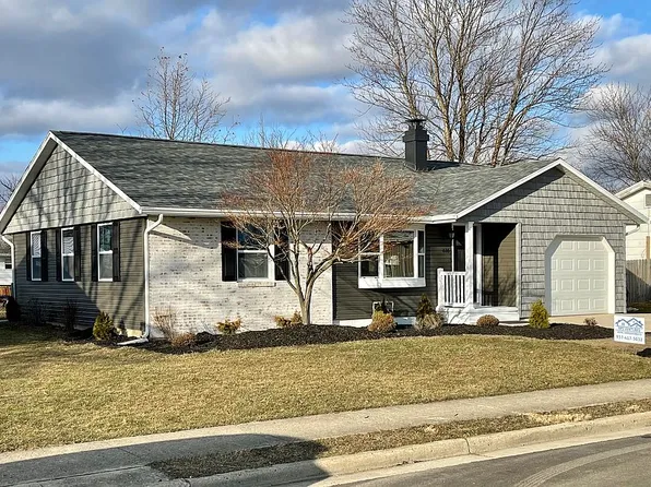 616 E College St, Jackson Center, OH 45334