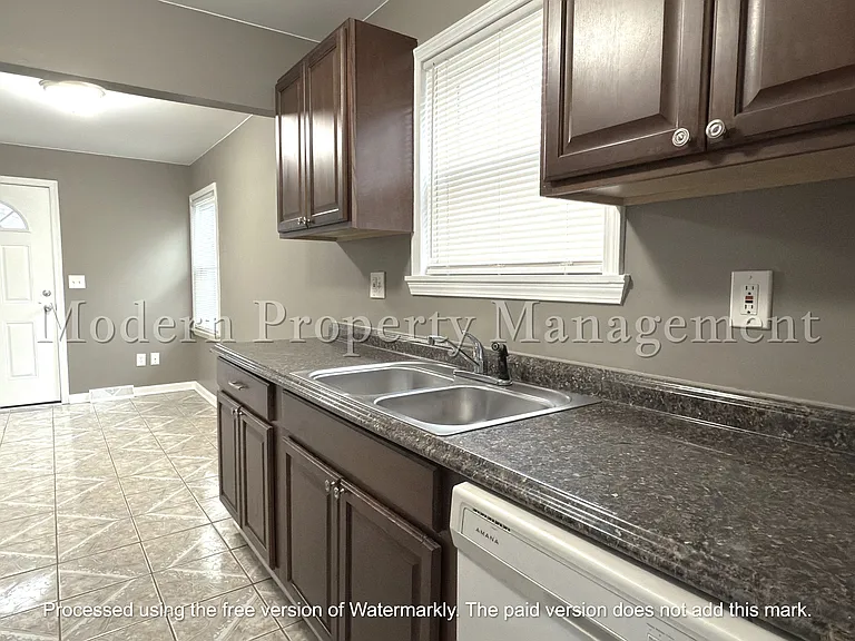 6757 Cornell St — Photo 4