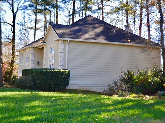 4th image of 1334 Yorktown Dr