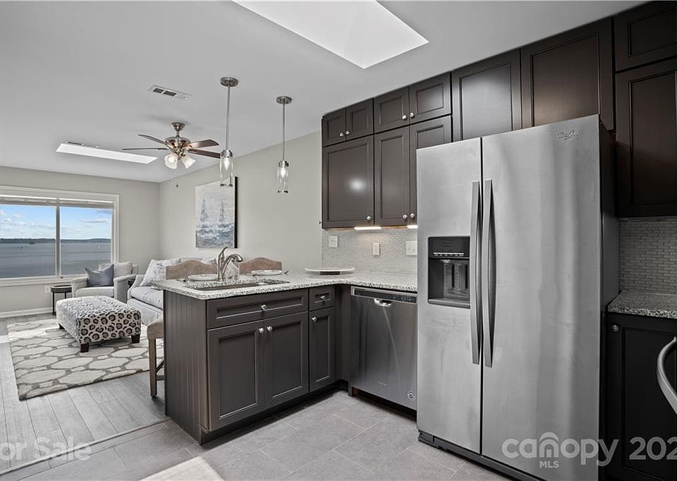 7831 Spinnaker Bay Dr Sherrills Ford, NC, 28673 Apartments for Rent